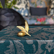 Cargar imagen en el visor de la galería, Broche Elaia