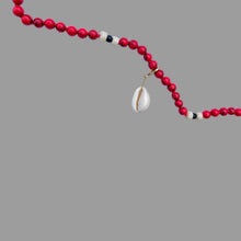 Cargar imagen en el visor de la galería, Colgante Broche Pipa