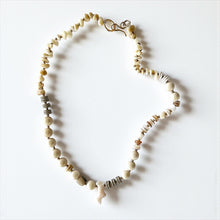 Cargar imagen en el visor de la galería, Collar Navagio