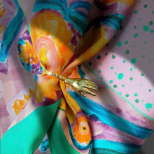 Cargar imagen en el visor de la galería, Colgante Olivia