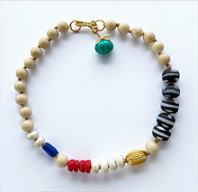 Cargar imagen en el visor de la galería, Collar Uma