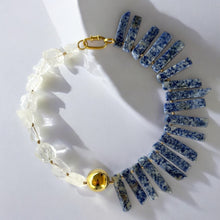 Cargar imagen en el visor de la galería, Collar Aquila Sodalita