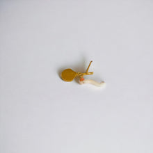 Cargar imagen en el visor de la galería, Aro Sea Shell White