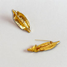 Cargar imagen en el visor de la galería, Broche Magnolia