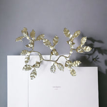 Cargar imagen en el visor de la galería, Tocado/Broche Onirico Silver ARRIENDO