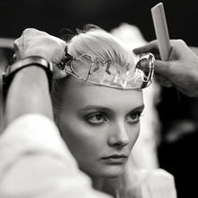 Cargar imagen en el visor de la galería, Corona Queena