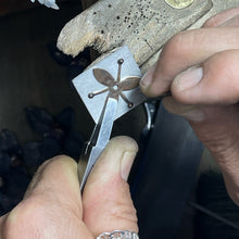 Cargar imagen en el visor de la galería, Tocado/Broche Onirico Silver ARRIENDO