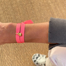 Cargar imagen en el visor de la galería, Colgante Apple