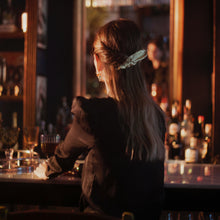 Cargar imagen en el visor de la galería, Tocado Magnolia