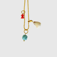 Cargar imagen en el visor de la galería, Colgante Banana