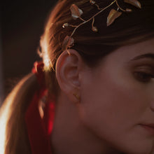 Cargar imagen en el visor de la galería, Tocado/ Broche Celebrate ARRIENDO