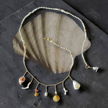 Cargar imagen en el visor de la galería, Collar Maat  Shell
