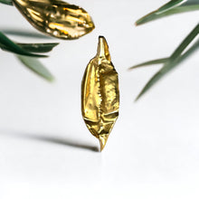 Cargar imagen en el visor de la galería, Aros Magnolia - Par
