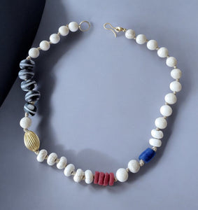 Collar Uma