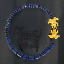 Cargar imagen en el visor de la galería, Collar Heqet Lapislazuli
