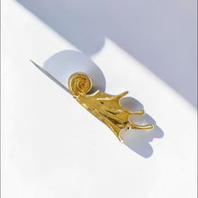 Cargar imagen en el visor de la galería, Broche Vintage Riccio
